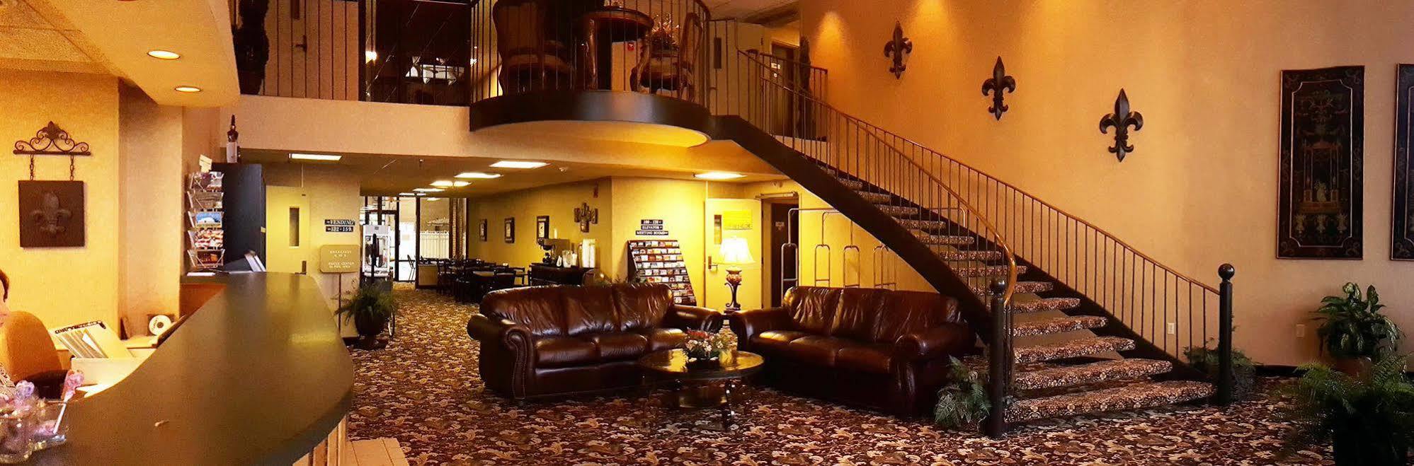 Gold Vault Inn Radcliff Экстерьер фото